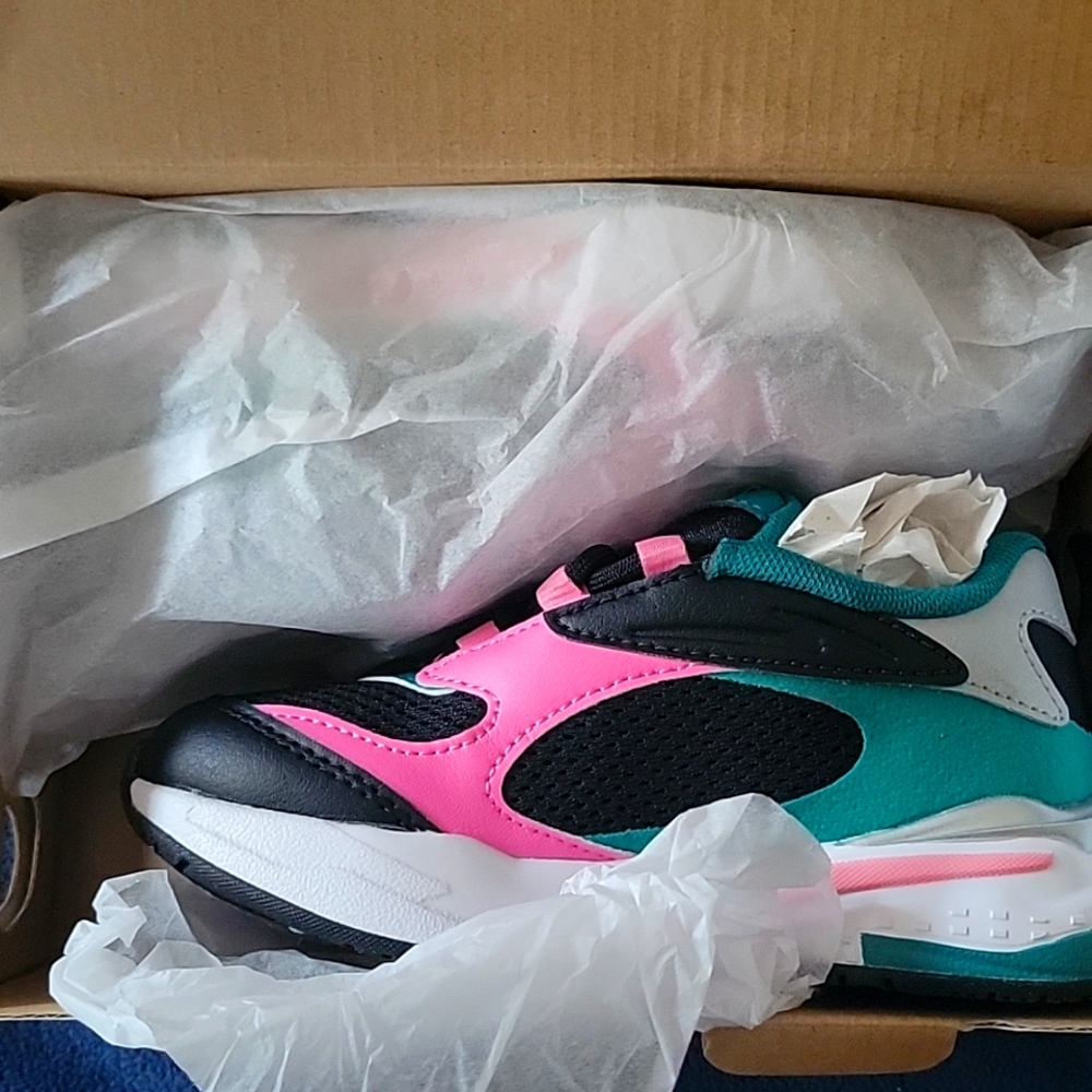 Pink/Parasailing Size 11 Puma RS-Fast PS